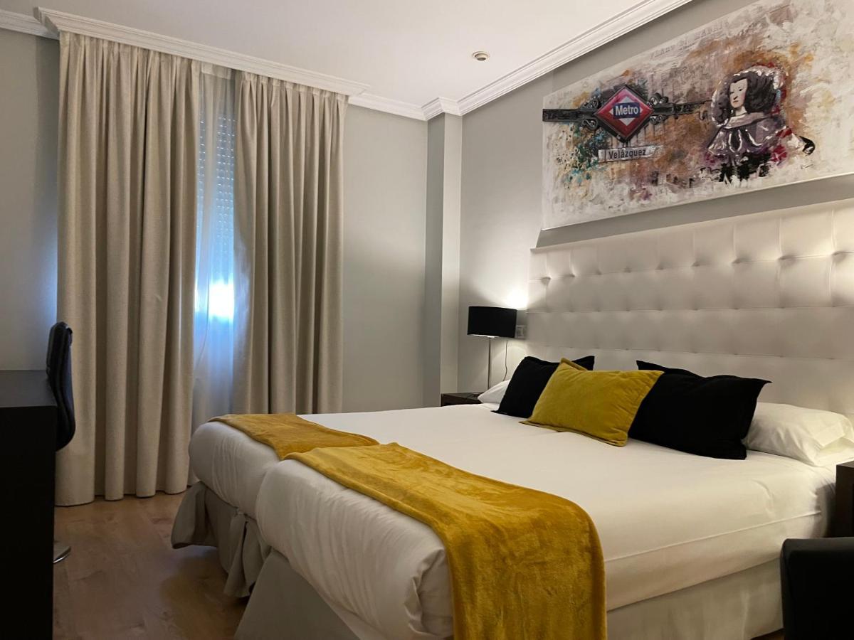 Hotel Suites Feria De Madrid Exterior photo