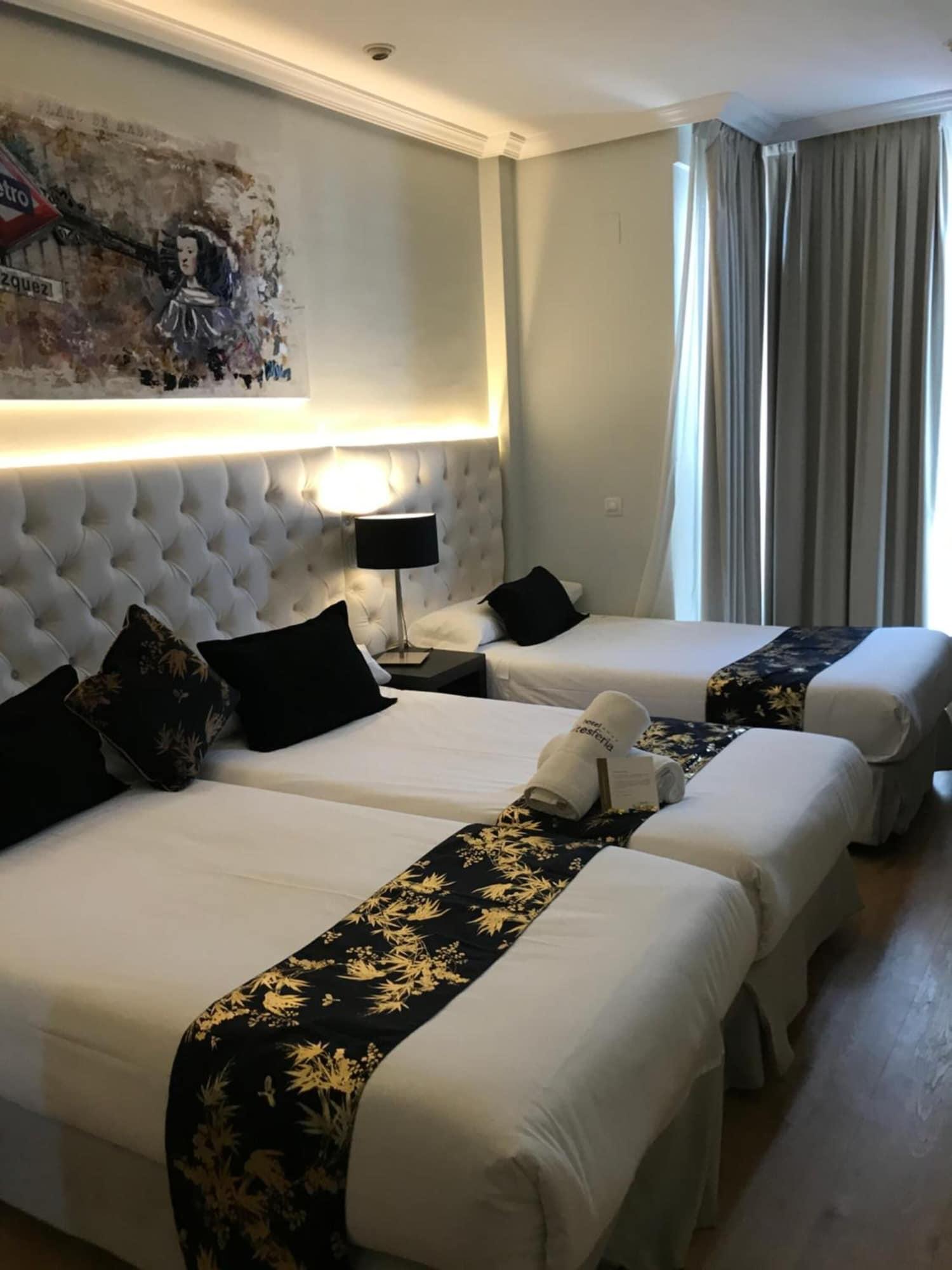 Hotel Suites Feria De Madrid Exterior photo